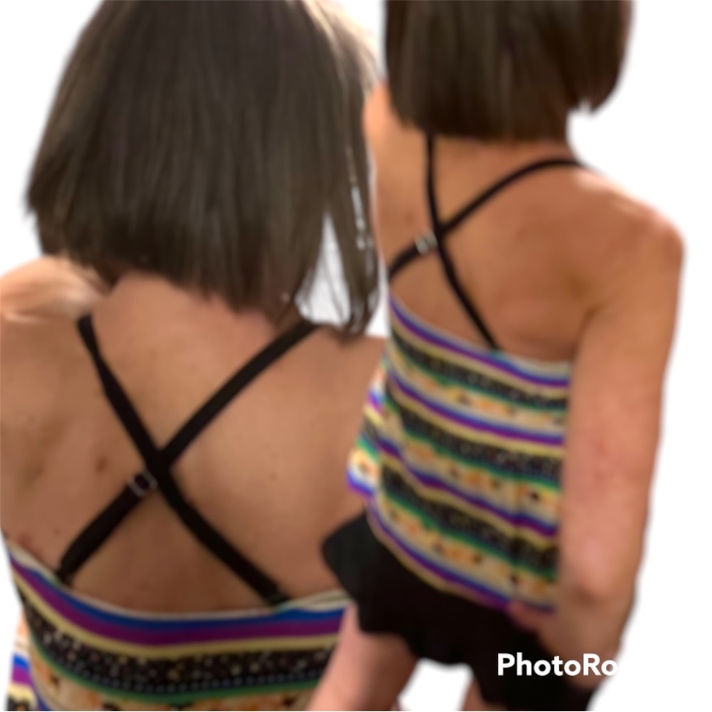 🟢2 FOR $15❣️SALE! Colorful Tankini Top *NEW *Top Only *Medium *Asymmetrical Hem - Picture 7 of 16